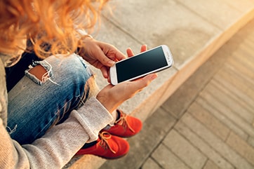 J.D. Power Study: Customer Loyalty Stronger for Contracted Smartphone Consumers