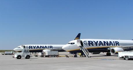 Ryanair Details Customer Service Changes As Part of Charm Offensive