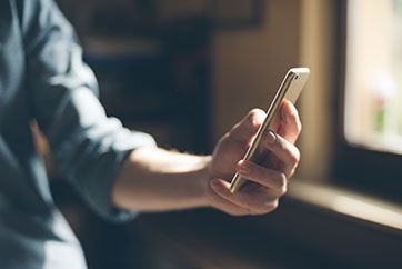 Customer Engagement Via Smartphones Takes Sharp Upturn